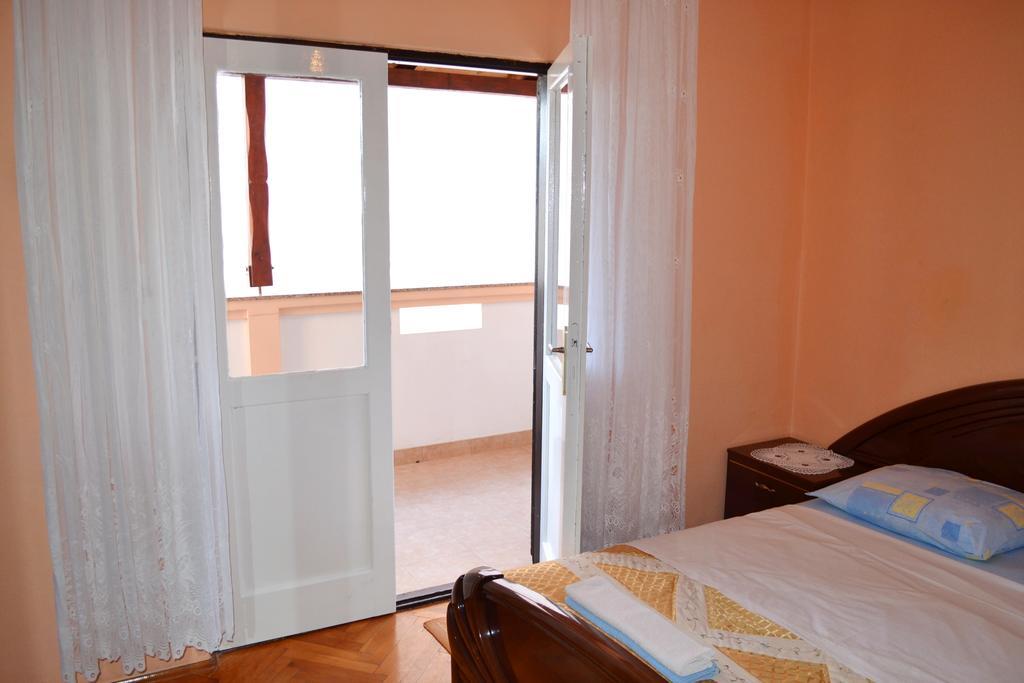 Apartment And Rooms Toka ザダル 部屋 写真